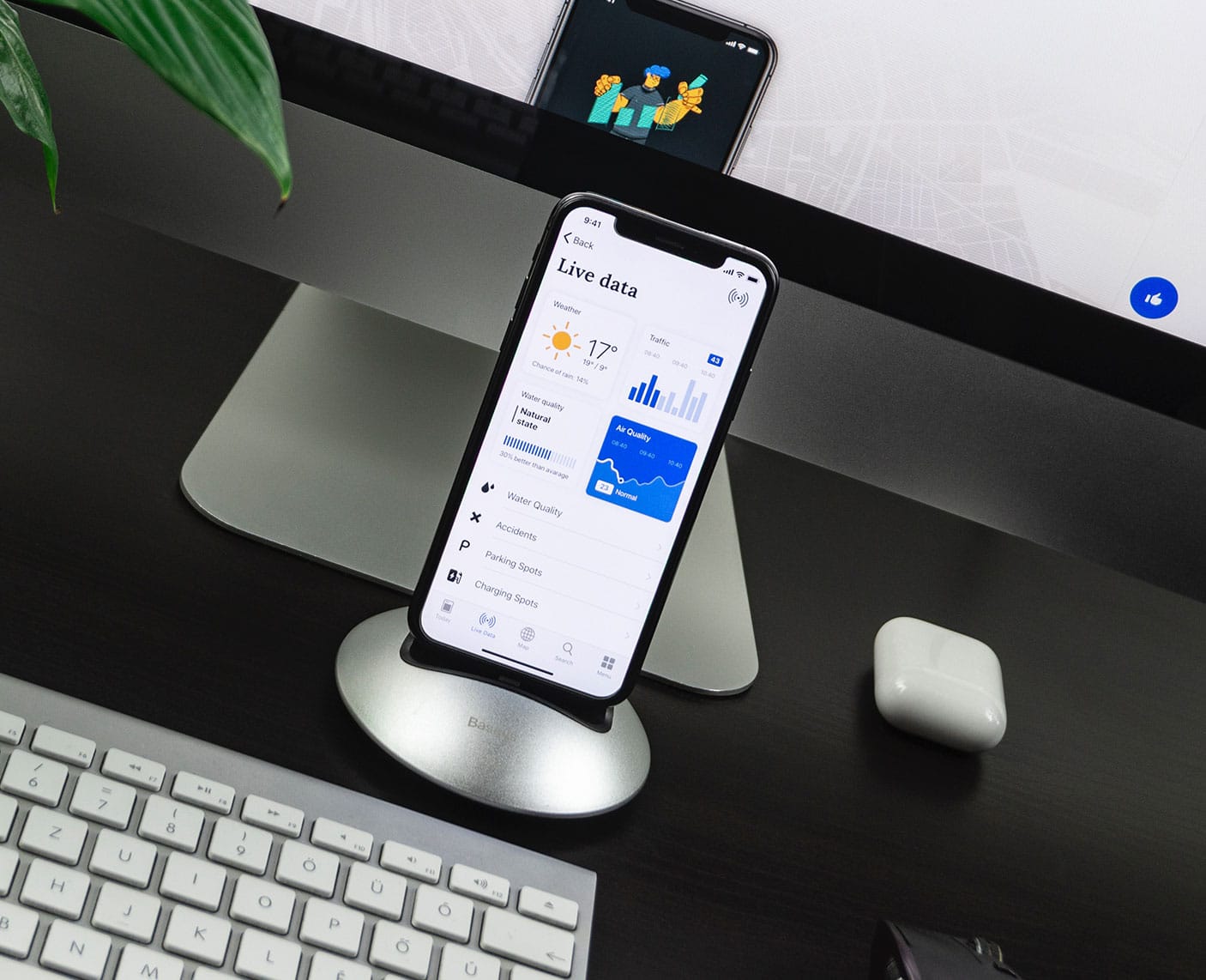 Phone in Docking Station with Keyboard and Monitor Phone in Docking Station with Keyboard and Monitor